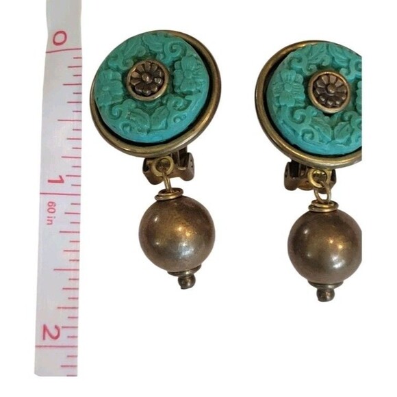 VTG Jan Michaels San Francisco Teal Molded Design earrings brass dangle Clip On - Picture 3 of 5